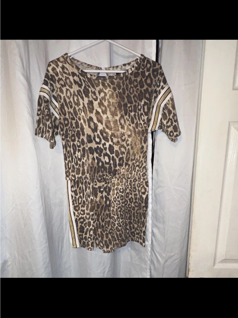 Xhilaration Leopard Print Short Sleeve Romper in Brown and Tan Size XL